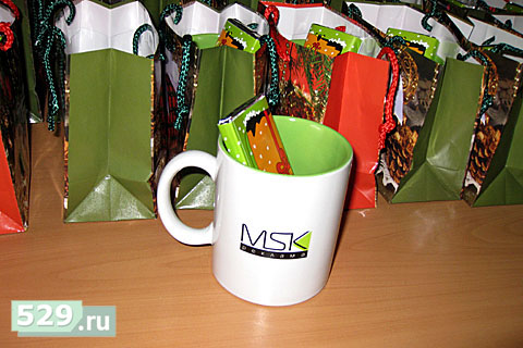 Фирменная чашка рекламной компании