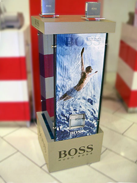 Бренд-стойка для оформления мест продаж